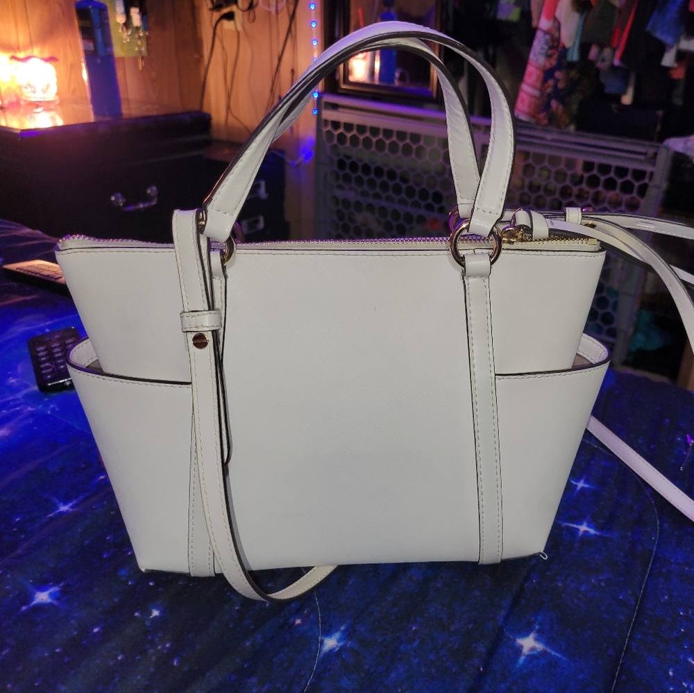 MK adjustable crossbody pocketbook
